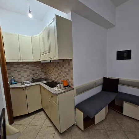 Alma's Apartment